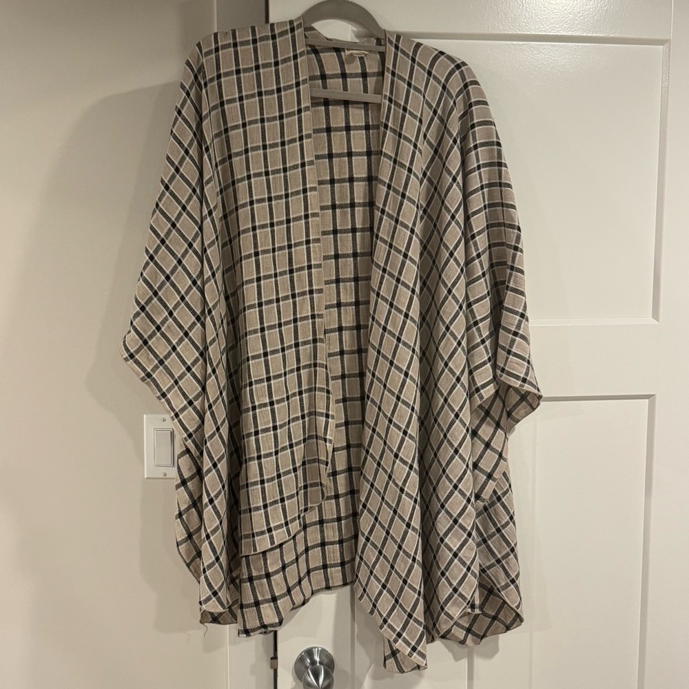 Donni 100% Linen Black and Beige Check Wrap One Size Like New